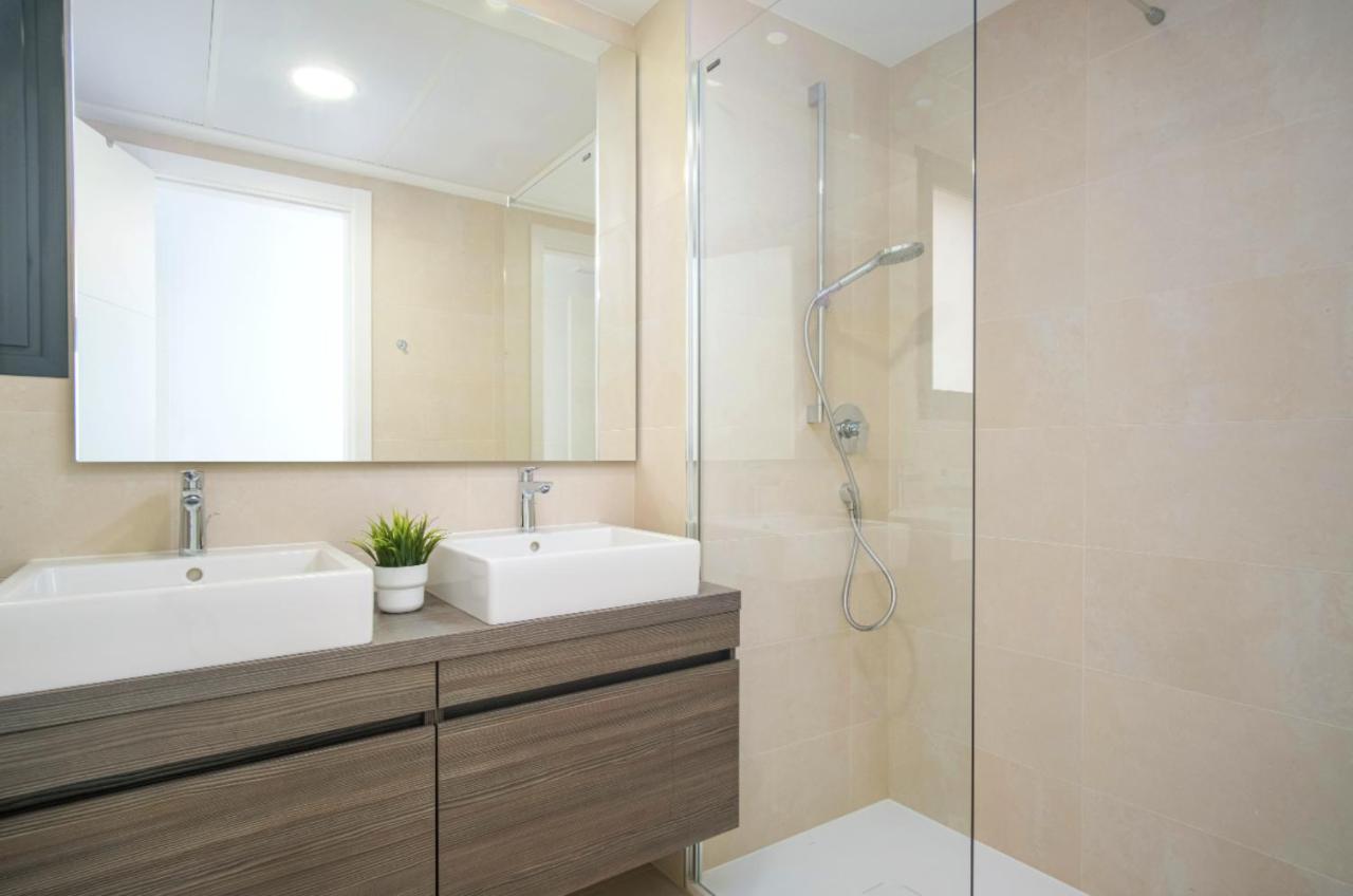 Modern Apartment-Sea View Fuengirola Bagian luar foto